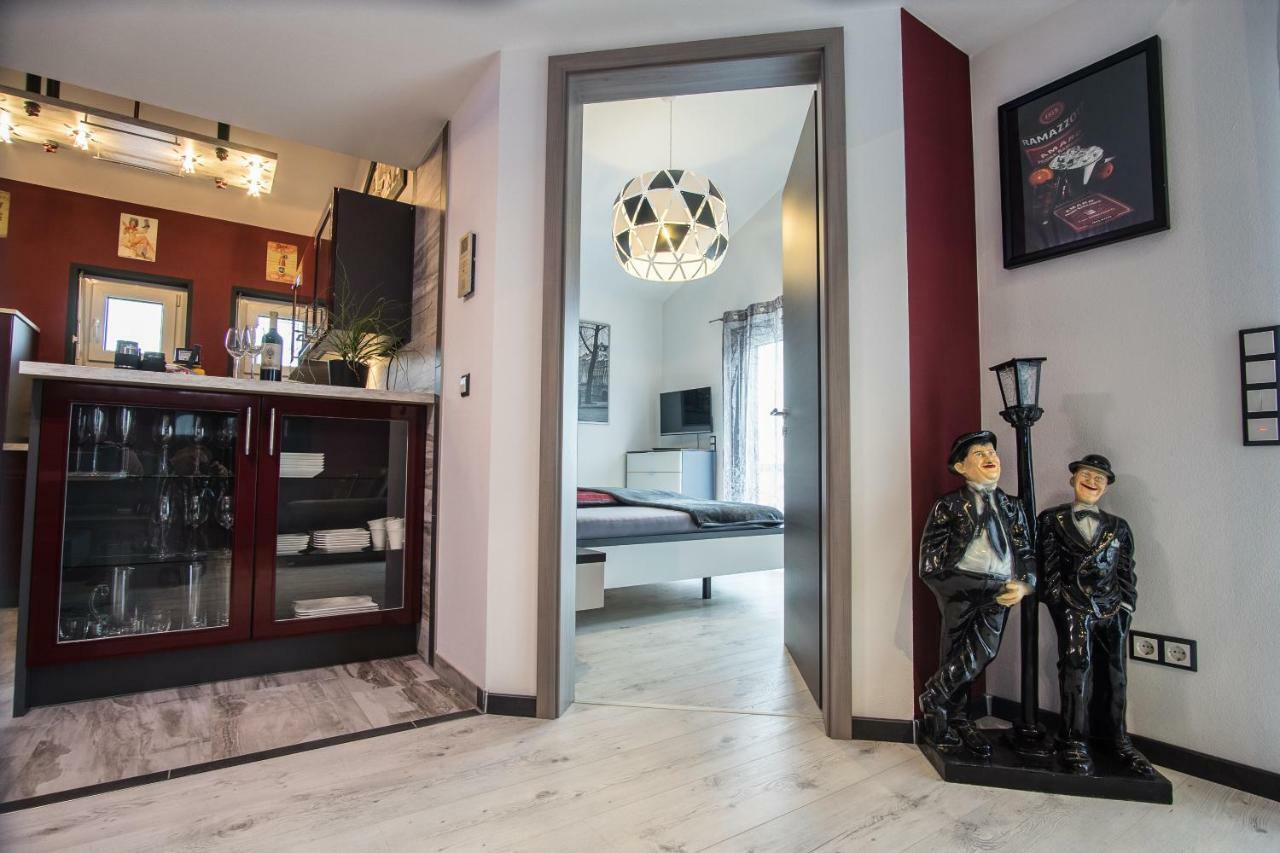 Bodensee-Fewo Modernes & Top-Ausgestattetes Appartement Incl Netflix, Fahrradgarage Uhldingen-Muehlhofen Luaran gambar
