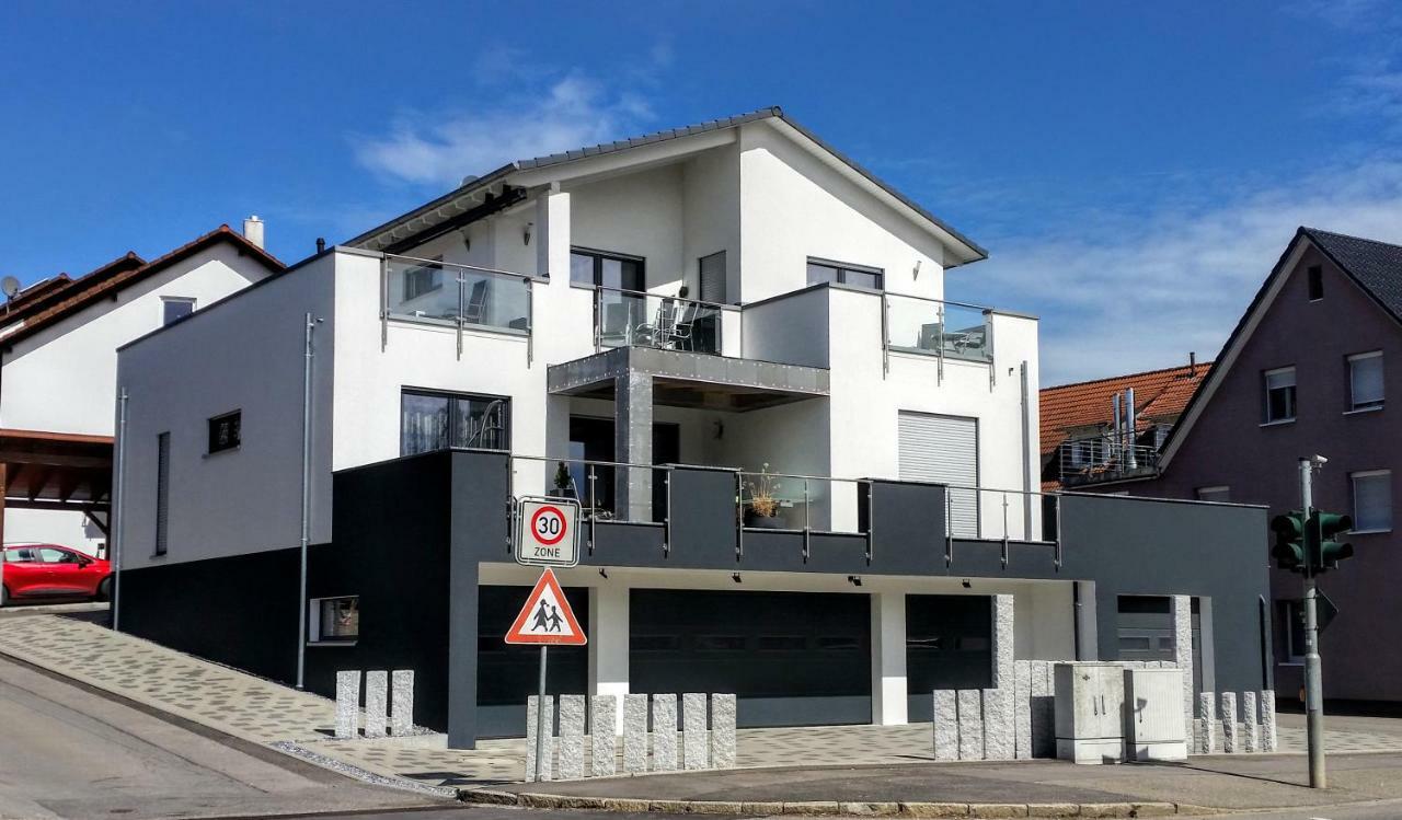 Bodensee-Fewo Modernes & Top-Ausgestattetes Appartement Incl Netflix, Fahrradgarage Uhldingen-Muehlhofen Luaran gambar