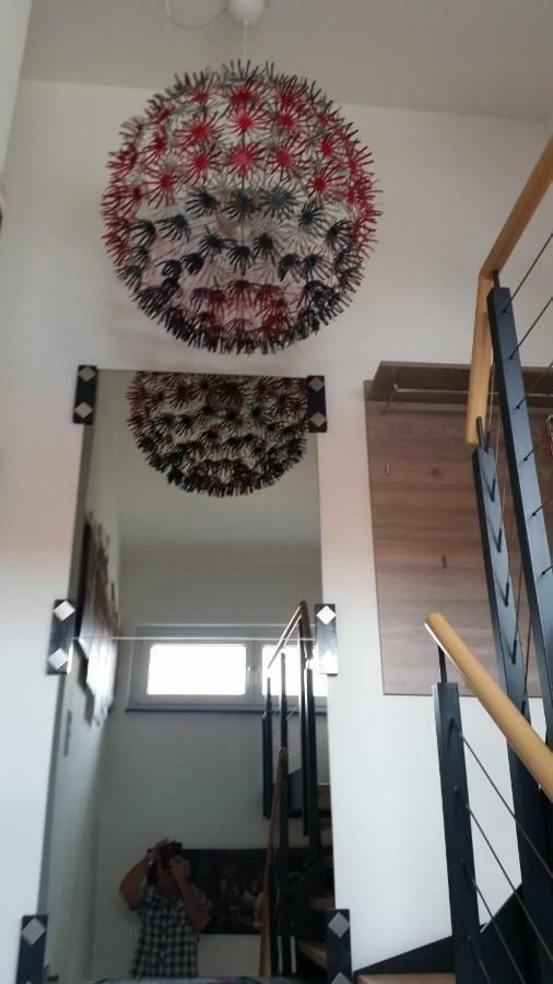 Bodensee-Fewo Modernes & Top-Ausgestattetes Appartement Incl Netflix, Fahrradgarage Uhldingen-Muehlhofen Luaran gambar